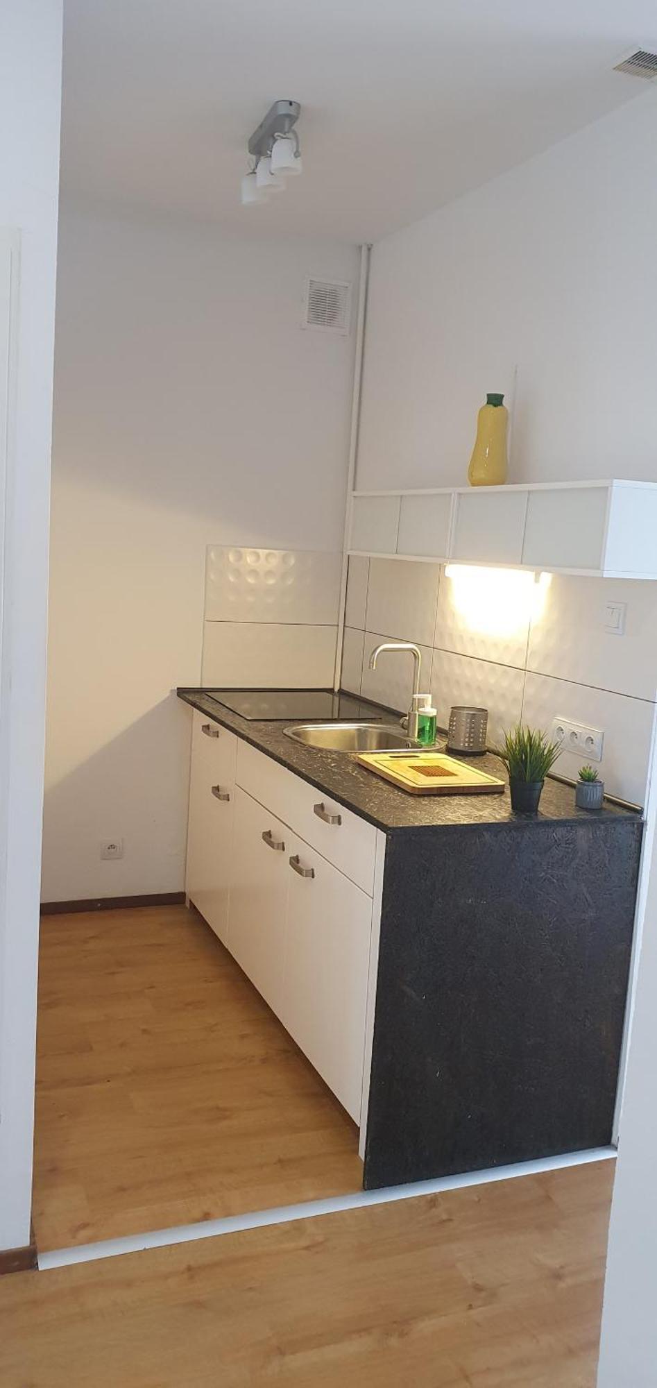 W Lodzi, Energetykow 1 Kwatera prywatna Łódź